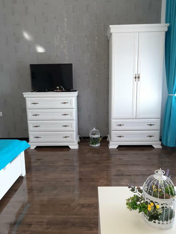 Apartment Zorana-Center โนวีซาด ภายนอก รูปภาพ